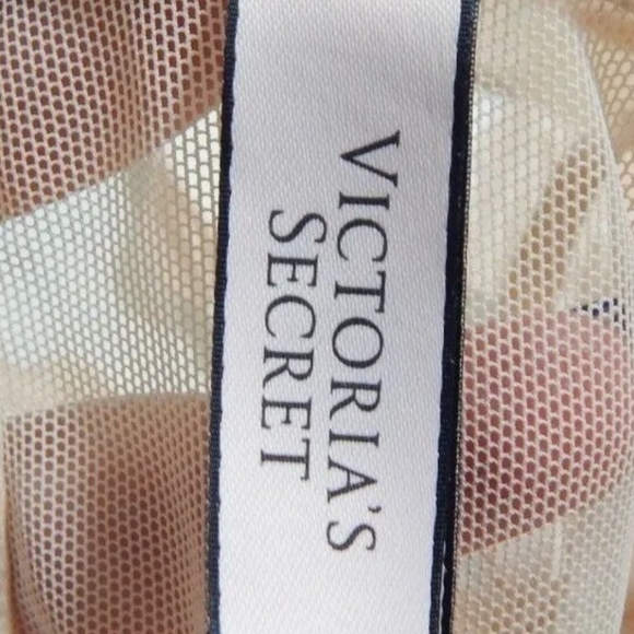 Victoria's Secret Dream Angels Scalloped Bralette - Picture 4 of 4